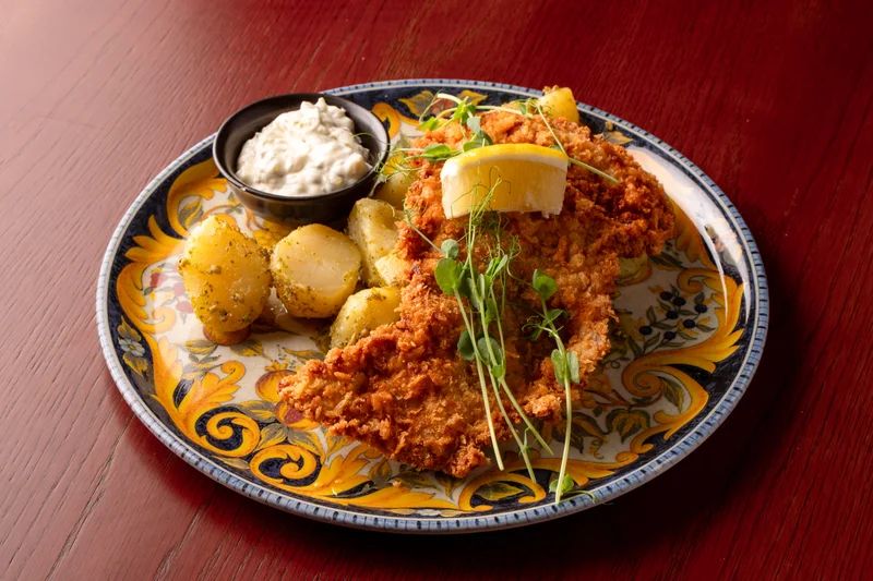 Pankómorzsás sertésszűz pestóval, maiale in panko, Cavallino Csepel