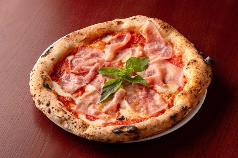Sonkás prosciutto cotto nápolyi pizza, Cavallino pizzéria XXI. kerület