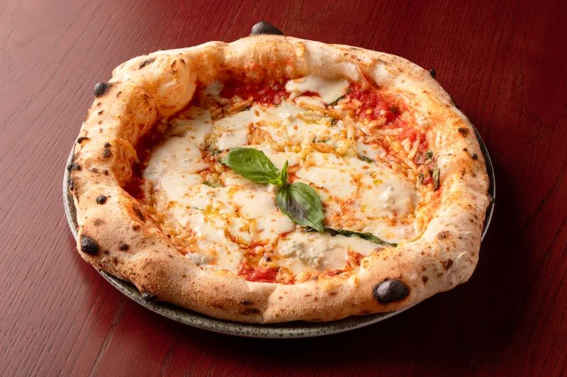 Legfinomabb négysajtos nápolyi pizza, Csepel