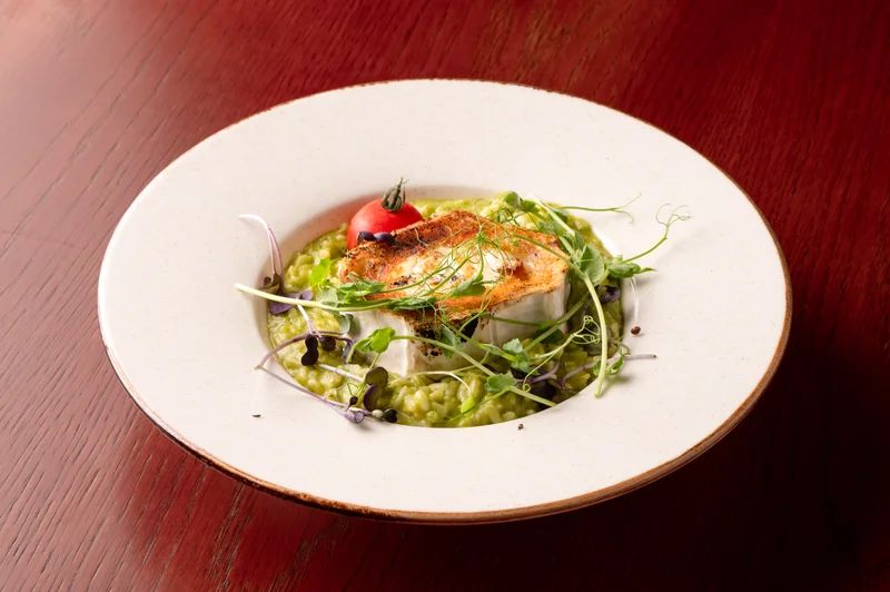 Zöld risotto verde mentával és kecskesajttal, olasz étterem Csepel