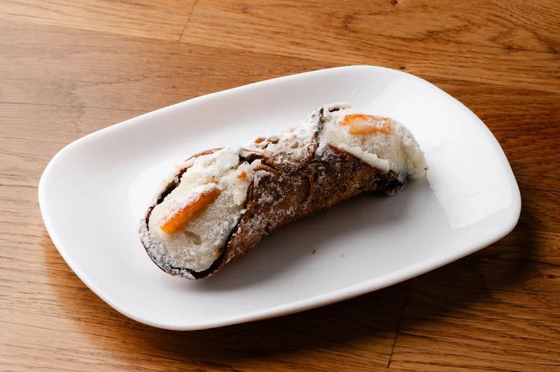 Cannolo Siciliano szicíliai desszert, Fermento Csalogány utca Budapest