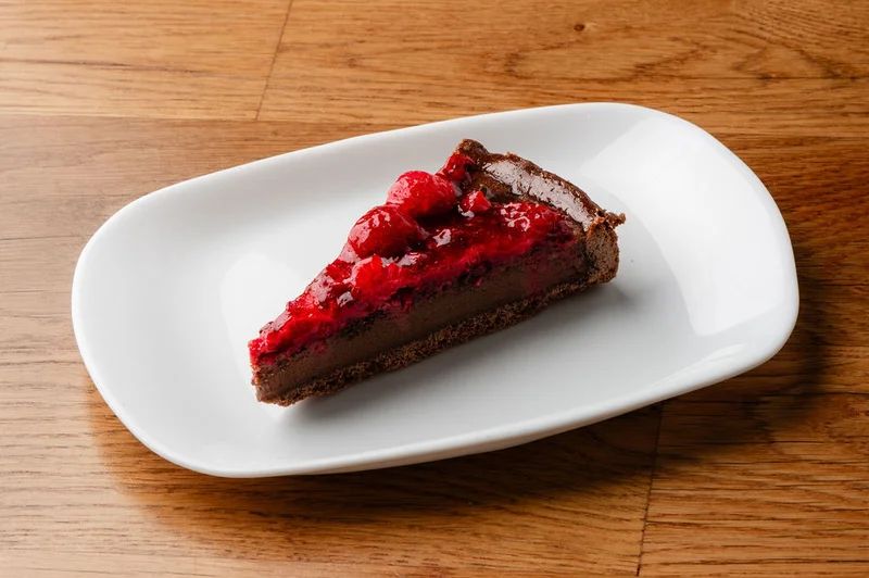 Csokoládé-málna torta szelet, Fermento desszert Budapest I. kerület